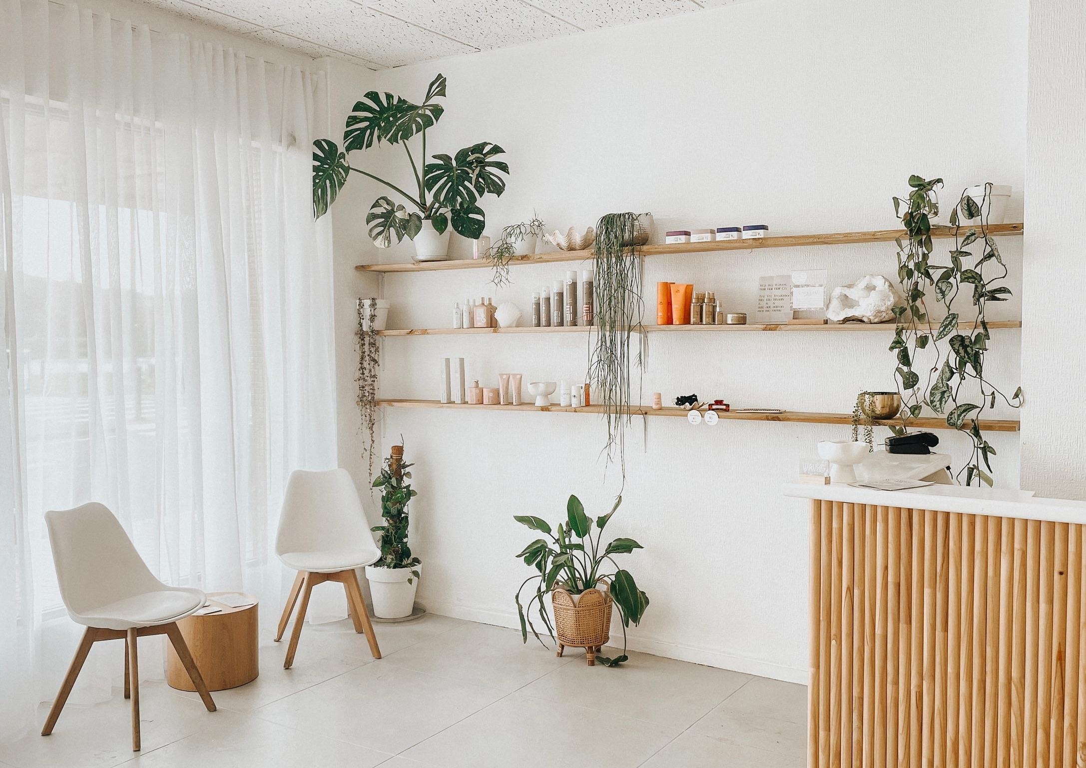 Waves Hair Co ~ Erica Johansen