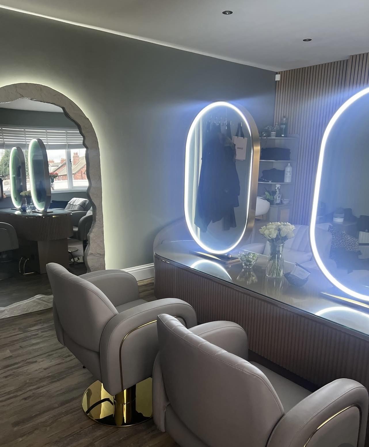 Jess Cheshire Hairstylist
