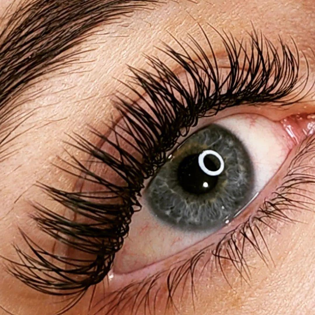 Coastal extensions hair & lashes