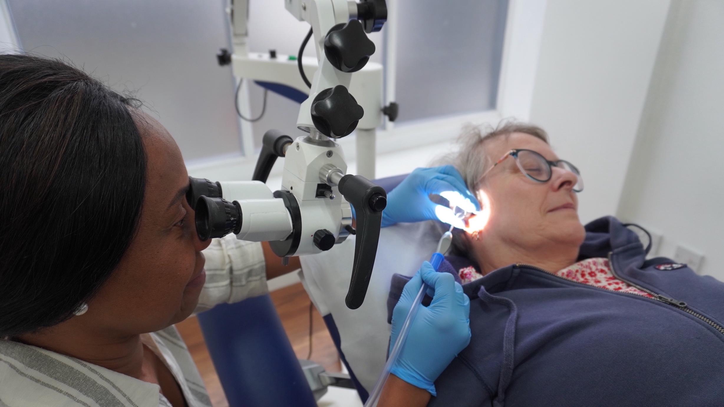 Transform Ear Microsuction