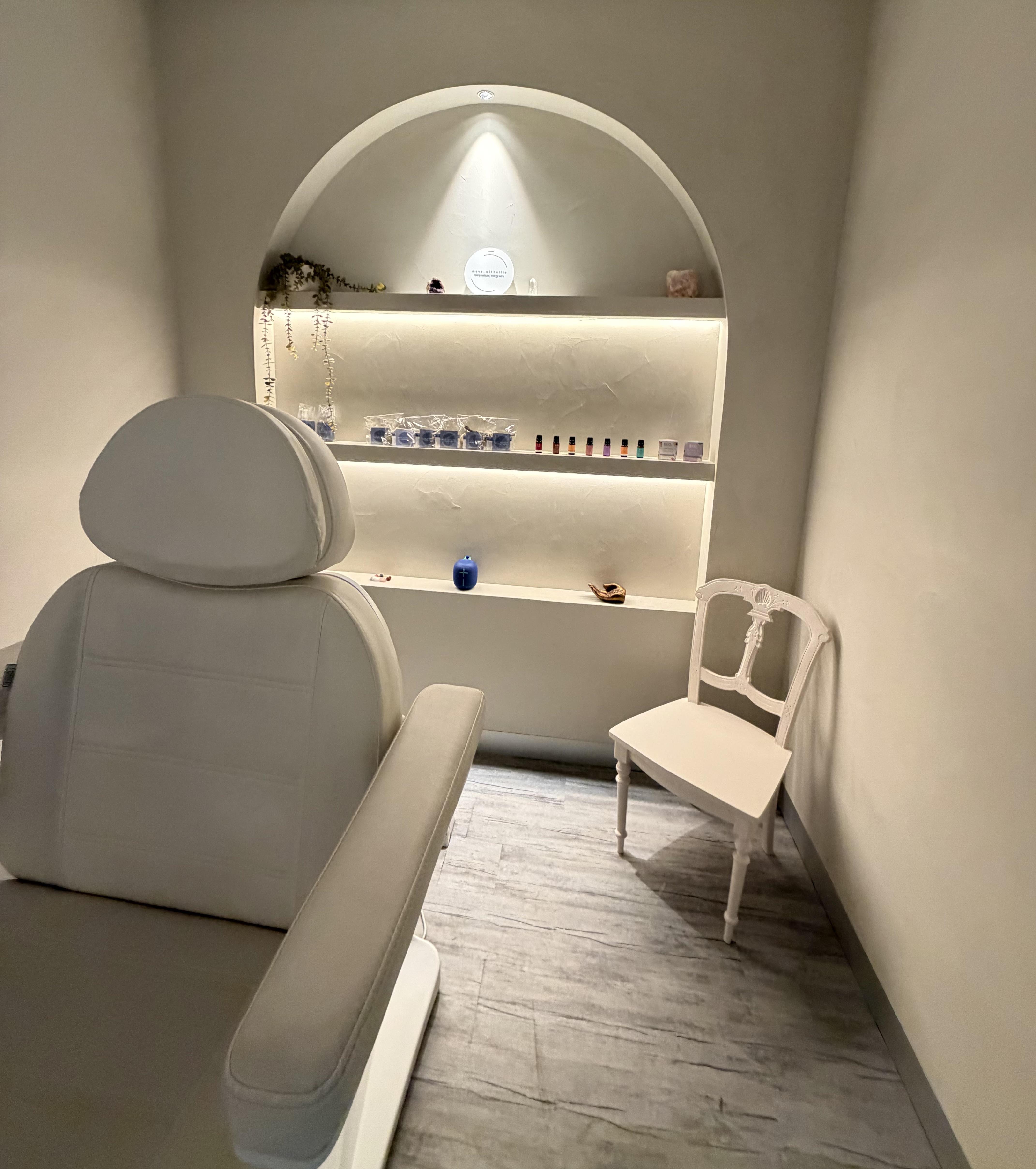 Move With Ellie Wellness Room