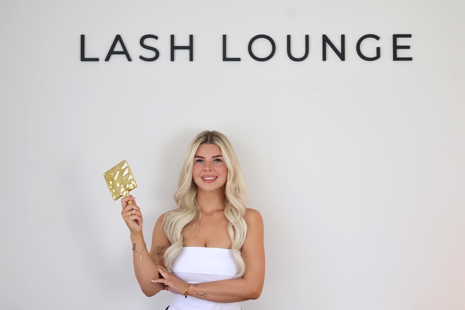 Lash Lounge by Ella