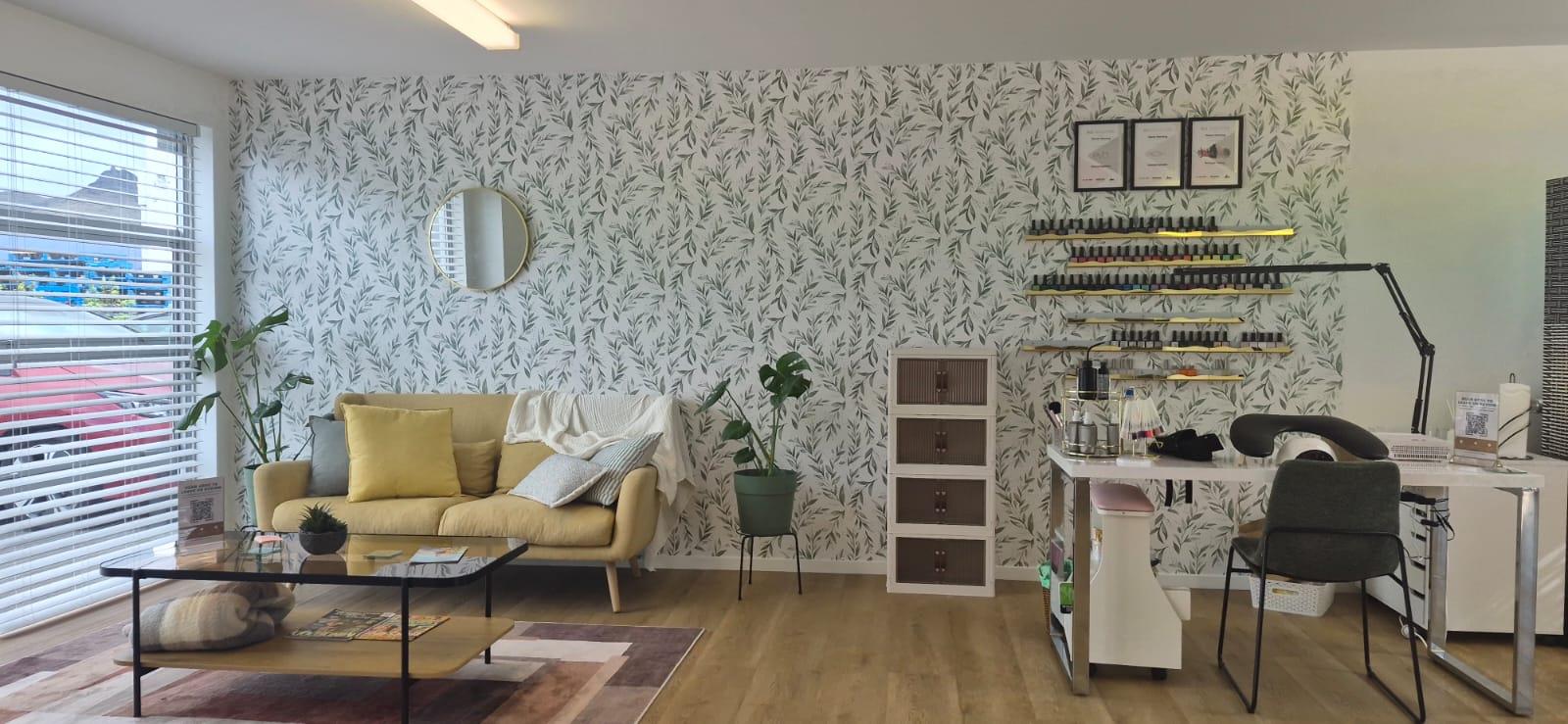 Willow Nail & Beauty Studio