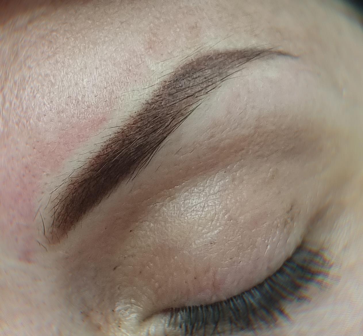 KERRY WELSTEAD - PERMANENT MAKE UP 